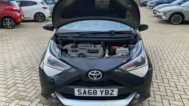Toyota Aygo 1.0 VVT-i X-Plore 5dr Petrol Hatchback